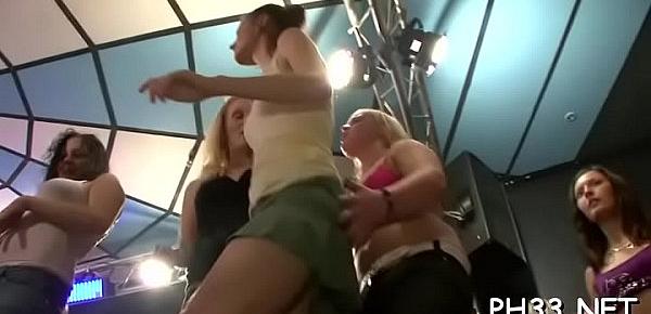  Dripping pussy on the dance floor